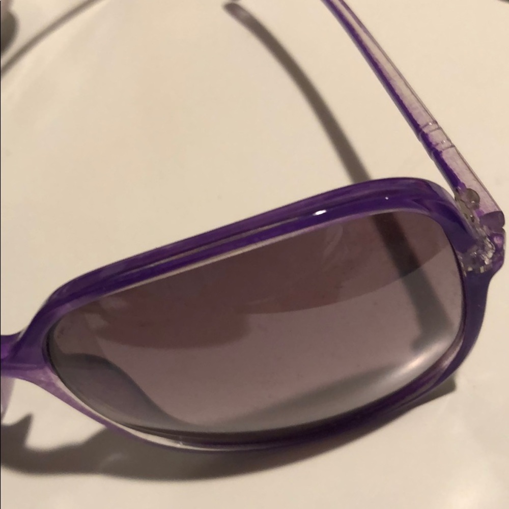 Sunglasses - Picture 3 of 3